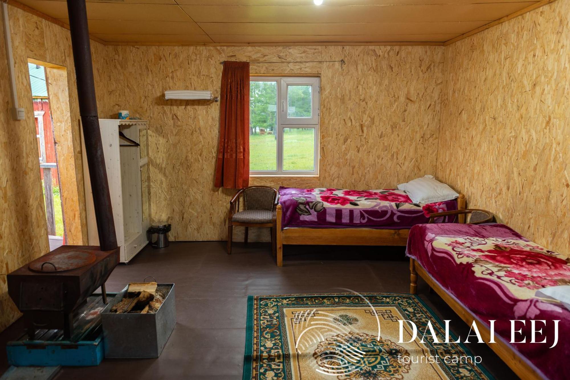 Dalai Eej Resort On Pristine Khuvsgul Lake Khyaktil Exterior photo