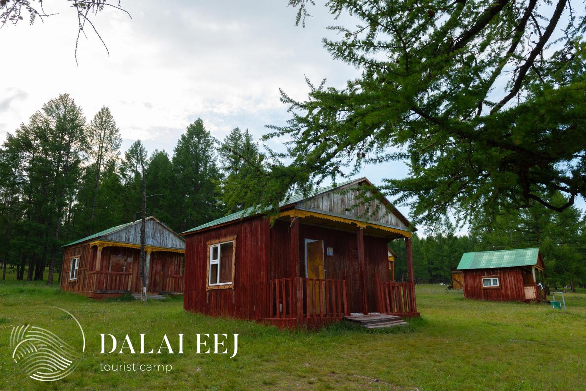 Dalai Eej Resort On Pristine Khuvsgul Lake Khyaktil Exterior photo