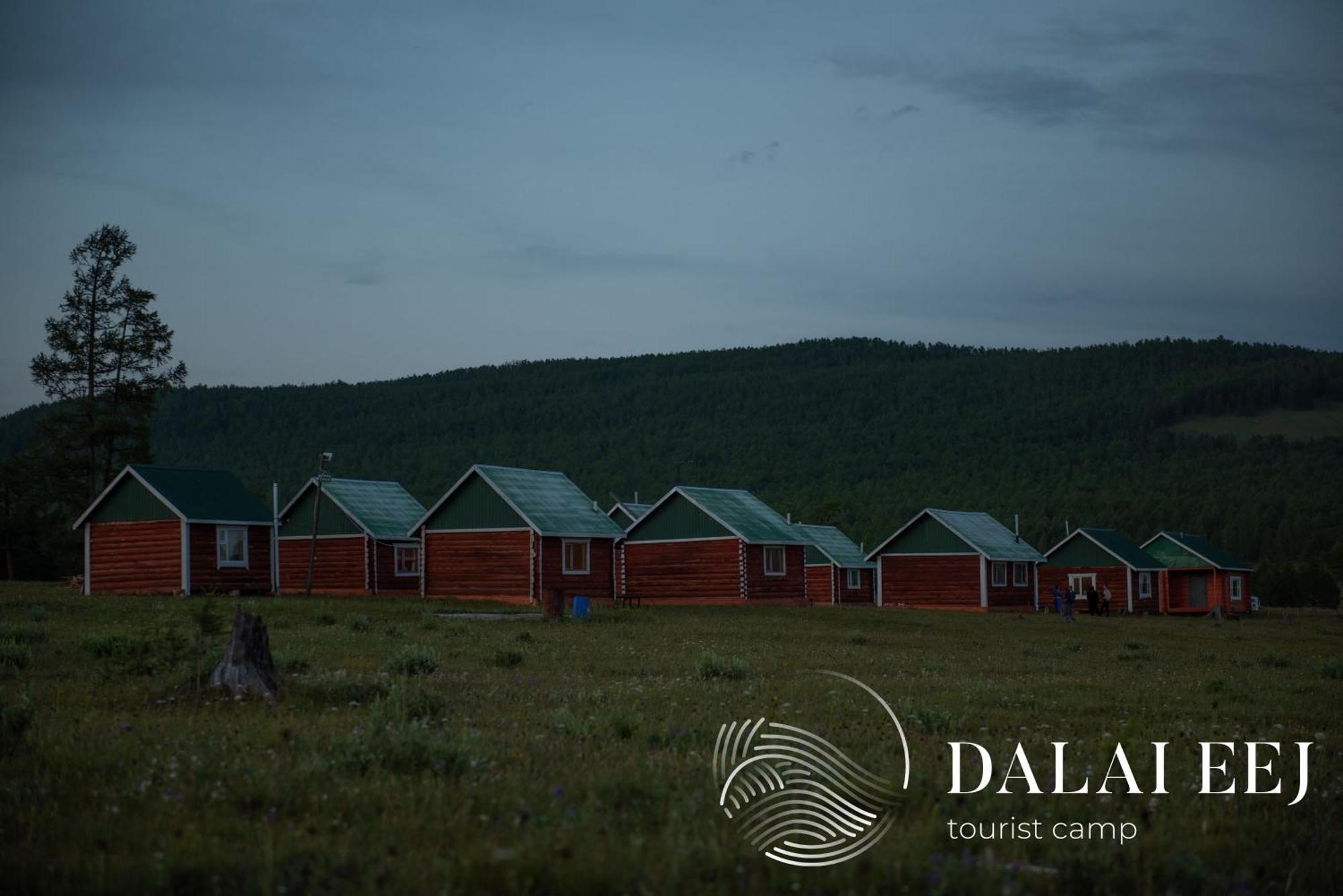 Dalai Eej Resort On Pristine Khuvsgul Lake Khyaktil Exterior photo